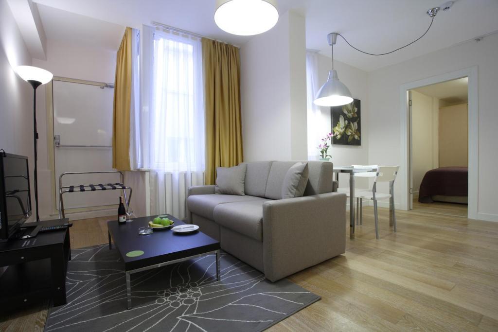 Home Stay Home Valikonagi Стамбул Номер фото