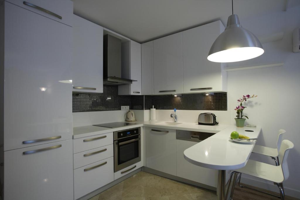 Home Stay Home Valikonagi Стамбул Номер фото